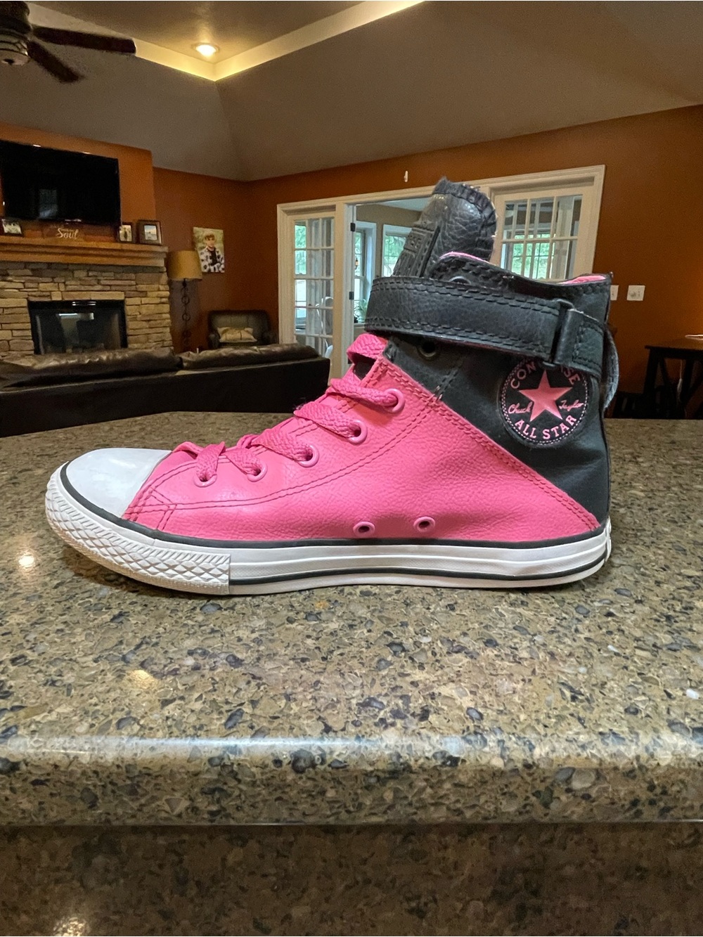 Converse Chuck Taylor Girls Brea High Top Sneakers Leather Pink Black Lace Up - Picture 2 of 10